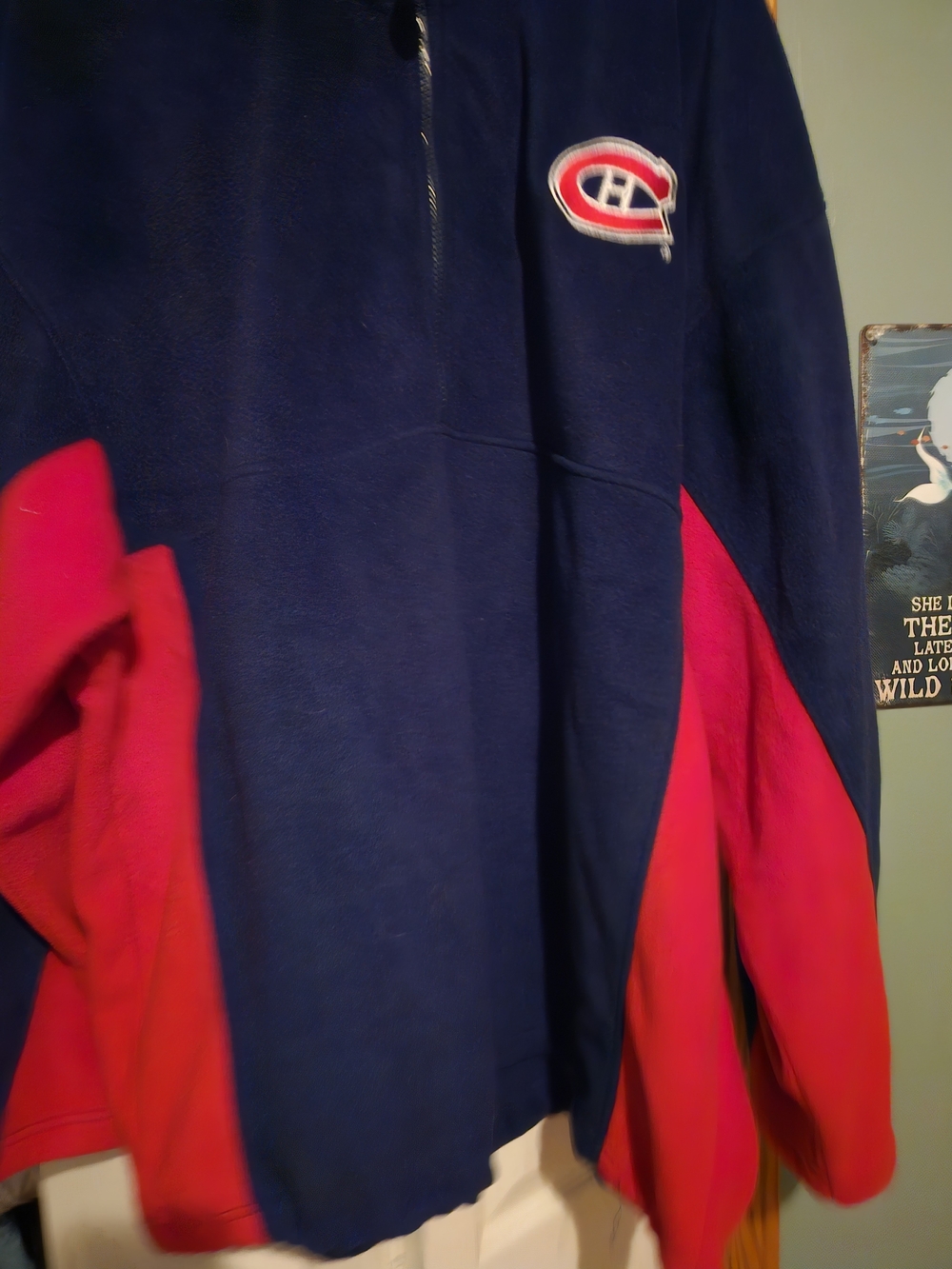 Montreal Canadiens  Navy and Red Fleece Pullover Sweater